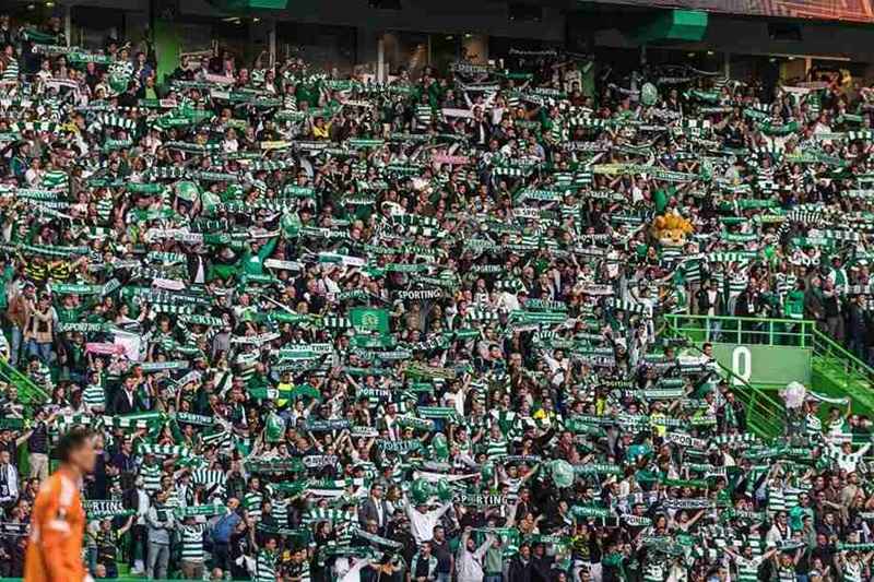 Không khí của CVĐ dành cho Sporting khi câu lạc bộ thi đấu