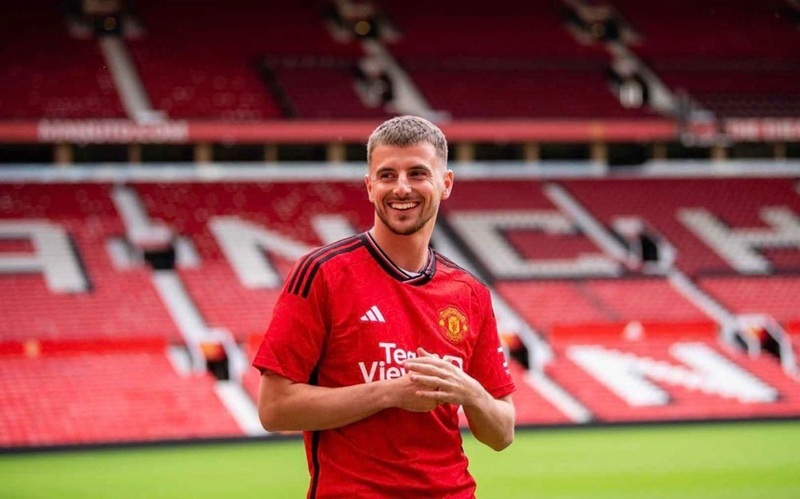 Cầu thủ bắt đầu một hành trình thử thách mới tại Manchester United