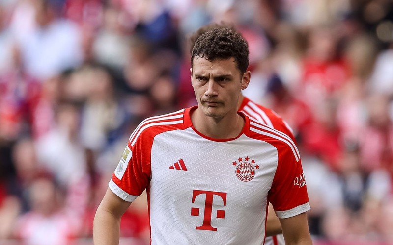 Benjamin Pavard trở thành lựa chọn hàng đầu ở vị trí hậu vệ phải