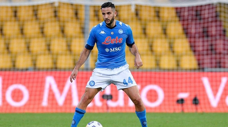 Chàng trung vệ khi còn thi đấu cho Napoli