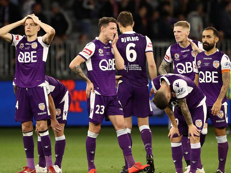 Perth Glory tập luyện trước trận đấu