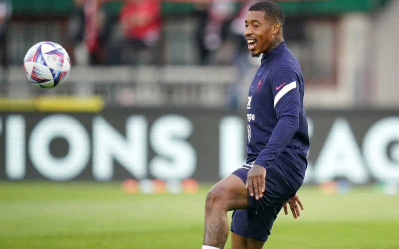 Presnel Kimpembe với phong cách chơi bóng đầy năng lượng